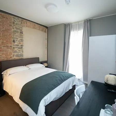 فندق Albergo Canzo Canzo